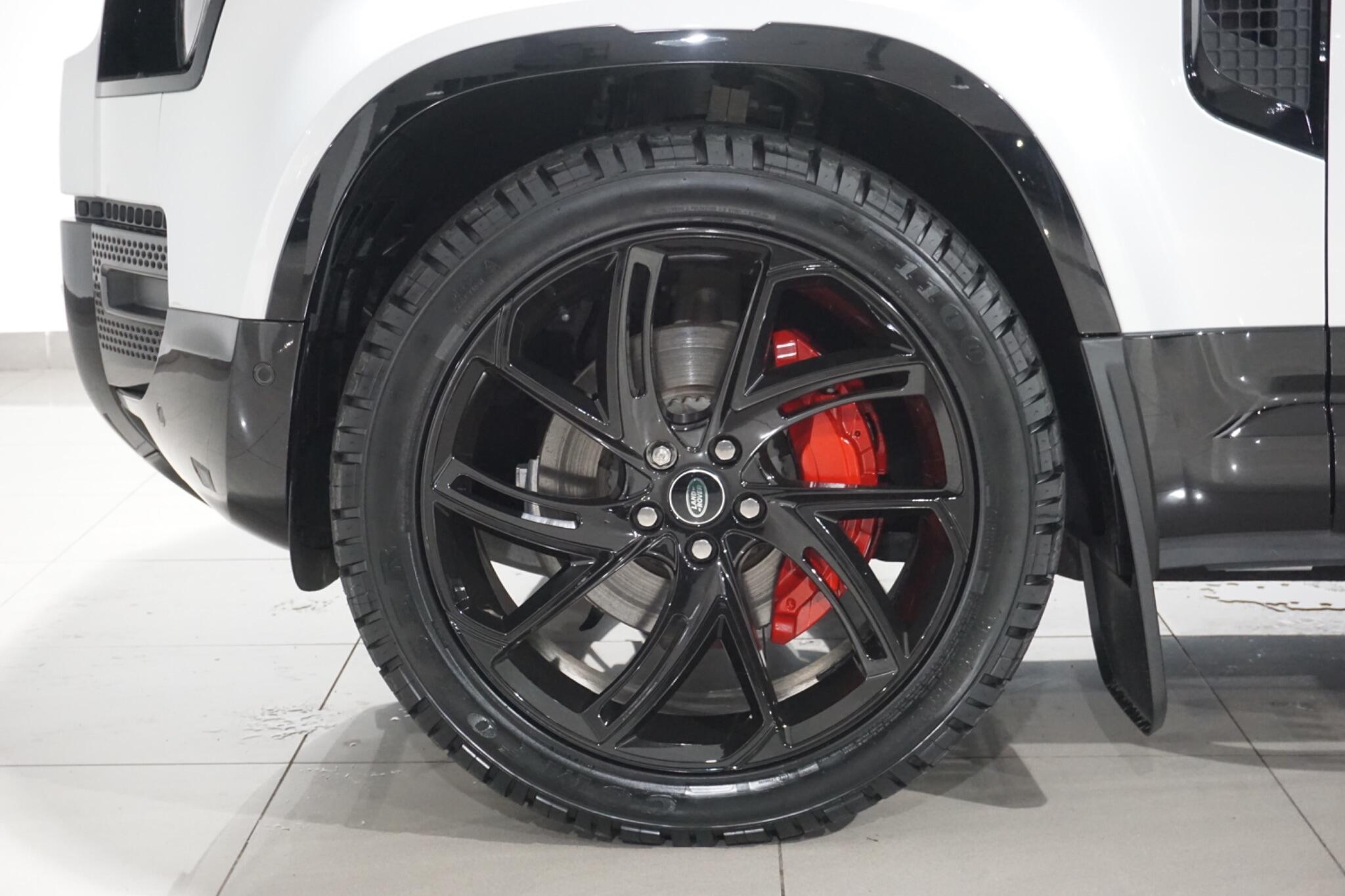 Land Rover Defender 110 2.0 P400e 15.4kWh XS Edition SUV 5dr Petrol Plug-in Hybrid Auto 4WD Euro 6 (s/s) (404 ps)